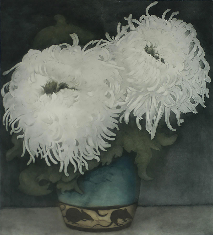 White Chrysanthemum in a Bluegreen Vase (Witte Chrysanten in Blauwgroene Vaasje...) - FRANS EVERBAG - etching and aquatint printed in colors
